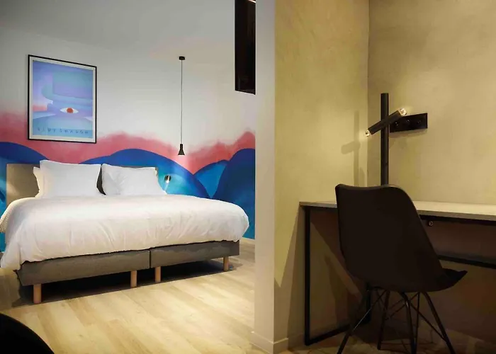 M-street Art - Self Check-in *