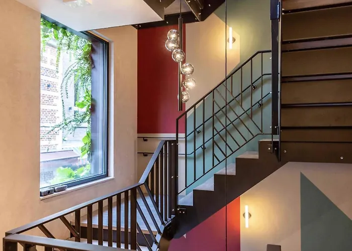 M-street Art - Self Check-in Leuven