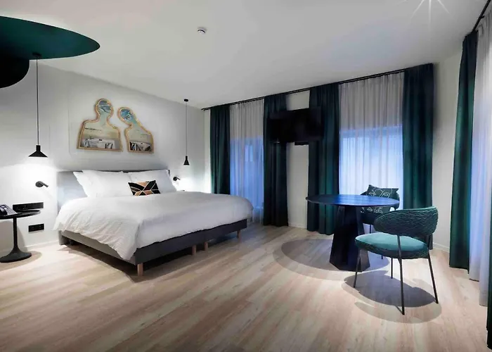 M-street Art - Self Check-in Leuven