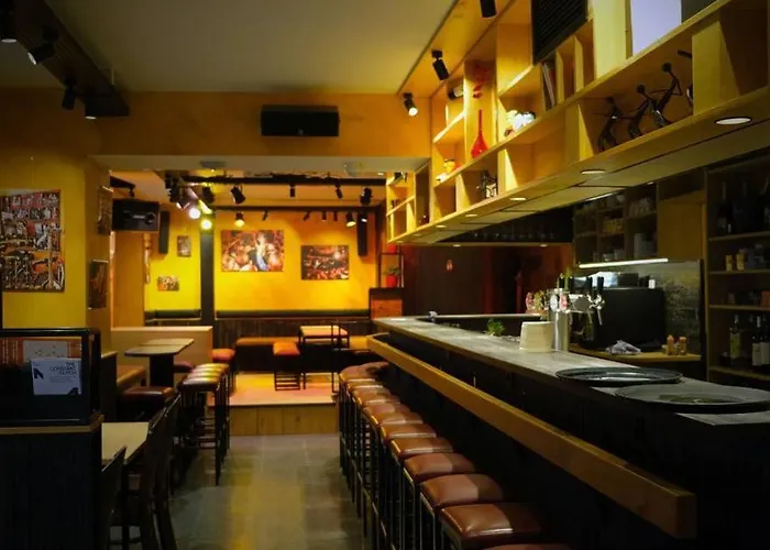 Hotel M-street Art - Self Check-in Leuven